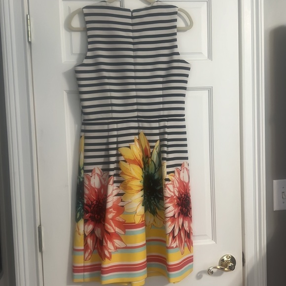 Shelby & Palmer Dress - Picture 4 of 4